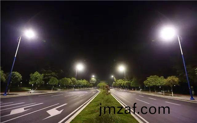 18ad000548ce83b234a2.jpg