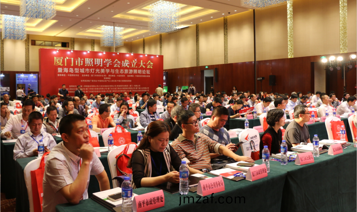 賞海島之美 品(pin)燈(deng)光之(zhi)魂
